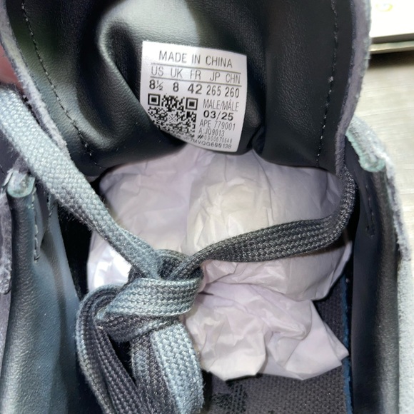 adidas TAPI Suede Gum Sole Sneakers Gray/ Black NWT Size 8.5 - Picture 7 of 12